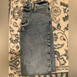 H & M size 4 mom jeans ultra high waist
